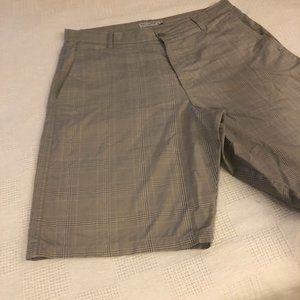 Bert Pulitzer Tradition men's shorts 36 Cotton Poly Grey Plaid B46